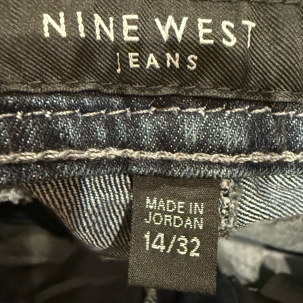 Nine West Flare Jean Medium Wash Pocket Detail Women’s Size 14/32 New with Tag - Picture 4 of 4